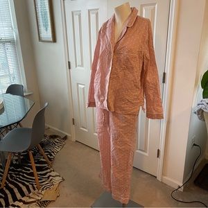 Haven well within polkadot, pajamas